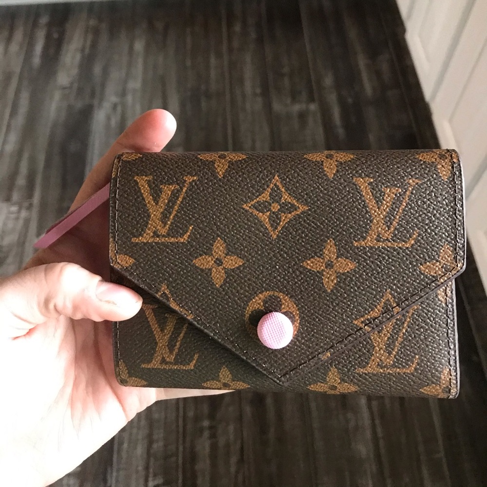 Never used inspired wallet